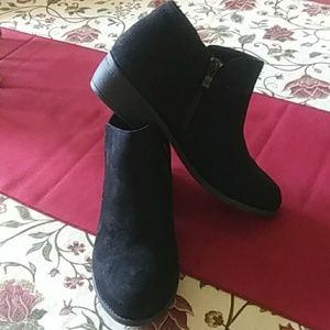 Journee Collection Sun Booties NIB